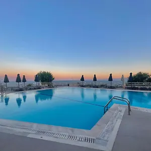 4* Appart hôtel Asteris