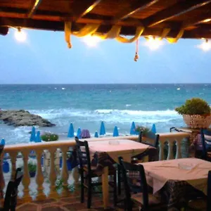 Delfini 2* Kallithea (Chalkidiki)